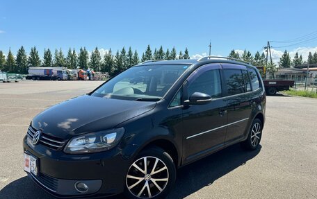 Volkswagen Touran III, 2013 год, 1 180 000 рублей, 1 фотография