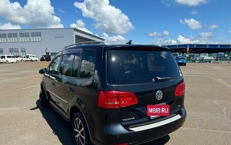 Volkswagen Touran III, 2013 год, 1 180 000 рублей, 7 фотография