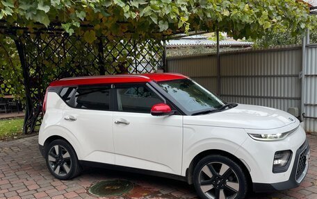 KIA Soul III, 2019 год, 1 950 000 рублей, 2 фотография