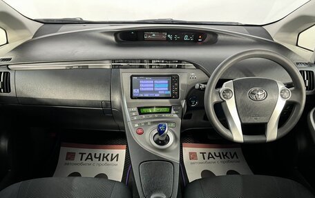 Toyota Prius, 2012 год, 1 398 000 рублей, 6 фотография