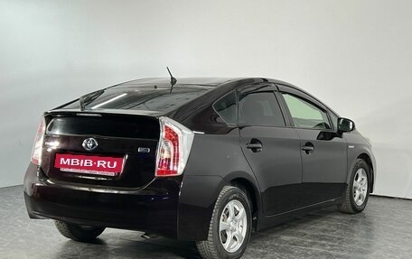 Toyota Prius, 2012 год, 1 398 000 рублей, 3 фотография