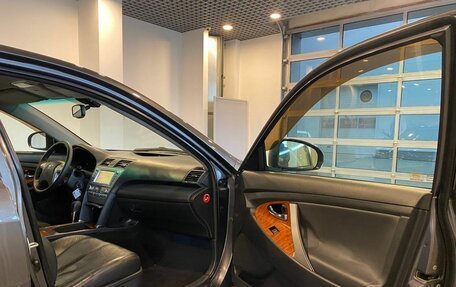 Toyota Camry, 2010 год, 1 370 000 рублей, 27 фотография