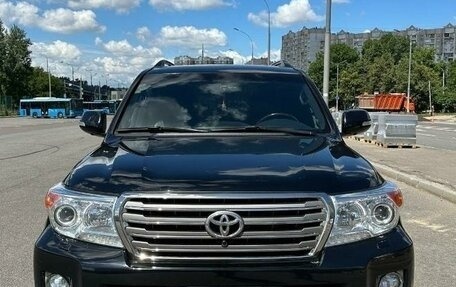 Toyota Land Cruiser 200, 2015 год, 5 500 000 рублей, 2 фотография