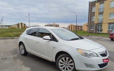 Opel Astra J, 2011 год, 835 000 рублей, 1 фотография