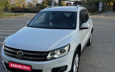 Volkswagen Tiguan I, 2014 год, 1 800 000 рублей, 1 фотография