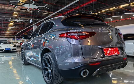 Alfa Romeo Stelvio, 2020 год, 3 800 000 рублей, 4 фотография