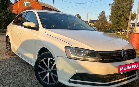 Volkswagen Jetta VI, 2017 год, 1 520 000 рублей, 2 фотография