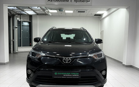 Toyota RAV4, 2017 год, 2 389 000 рублей, 2 фотография