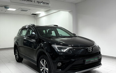 Toyota RAV4, 2017 год, 2 389 000 рублей, 3 фотография