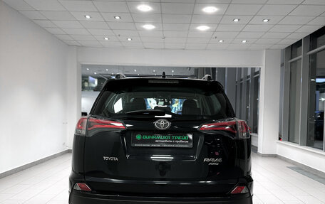 Toyota RAV4, 2017 год, 2 389 000 рублей, 7 фотография