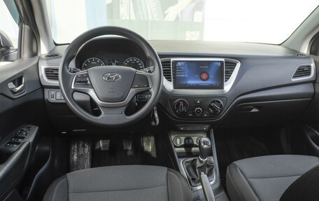 Hyundai Solaris II рестайлинг, 2018 год, 1 249 000 рублей, 6 фотография