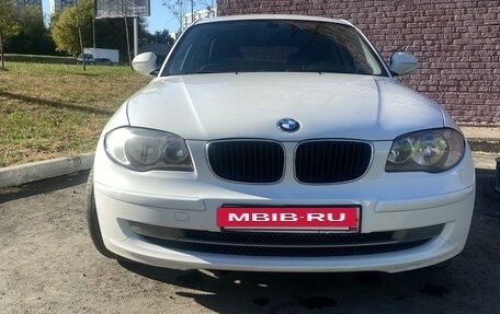 BMW 1 серия, 2010 год, 950 000 рублей, 3 фотография