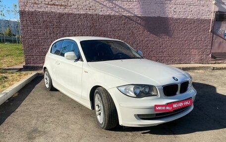 BMW 1 серия, 2010 год, 950 000 рублей, 4 фотография