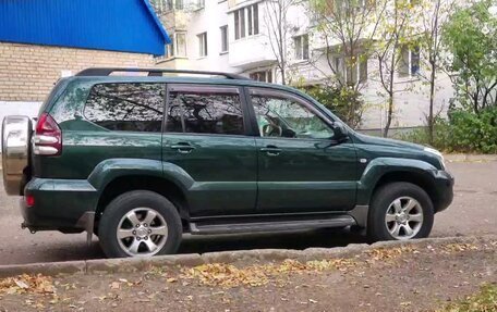 Toyota Land Cruiser Prado 120 рестайлинг, 2006 год, 2 450 000 рублей, 9 фотография