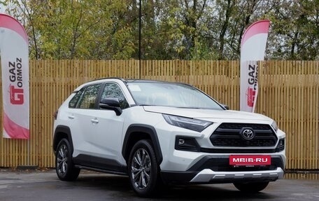 Toyota RAV4, 2024 год, 4 800 000 рублей, 3 фотография