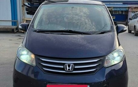 Honda Freed I, 2010 год, 959 999 рублей, 2 фотография