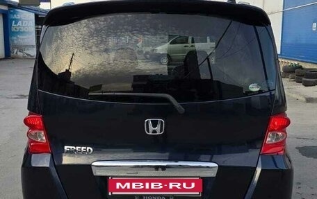 Honda Freed I, 2010 год, 959 999 рублей, 12 фотография