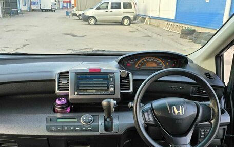 Honda Freed I, 2010 год, 959 999 рублей, 21 фотография