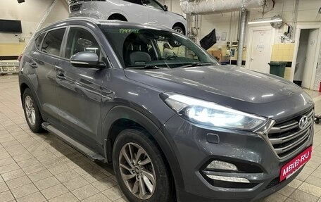 Hyundai Tucson III, 2016 год, 1 995 000 рублей, 2 фотография