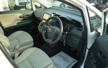 Toyota Wish II, 2012 год, 1 265 000 рублей, 5 фотография