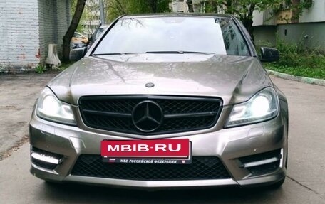 Mercedes-Benz C-Класс, 2011 год, 1 400 000 рублей, 4 фотография