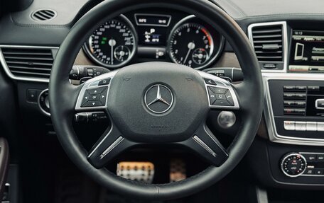 Mercedes-Benz GL-Класс, 2014 год, 3 300 000 рублей, 19 фотография