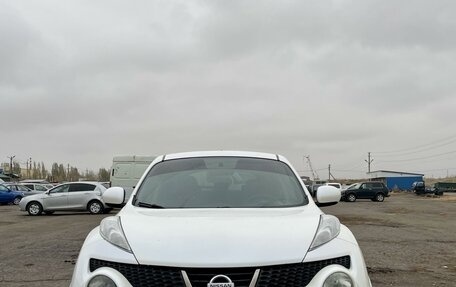 Nissan Juke II, 2011 год, 879 000 рублей, 2 фотография