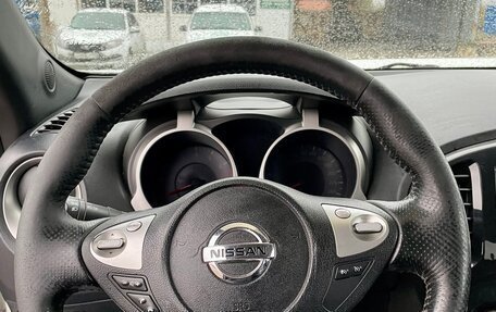 Nissan Juke II, 2011 год, 879 000 рублей, 10 фотография