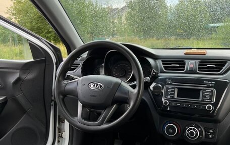 KIA Rio III рестайлинг, 2012 год, 630 000 рублей, 10 фотография