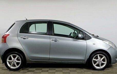 Toyota Yaris III рестайлинг, 2007 год, 525 000 рублей, 4 фотография