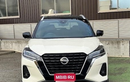 Nissan Kicks I, 2020 год, 1 800 090 рублей, 2 фотография