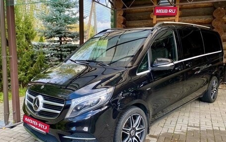 Mercedes-Benz V-Класс, 2015 год, 4 300 000 рублей, 15 фотография