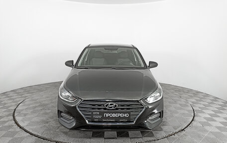 Hyundai Solaris II рестайлинг, 2017 год, 1 370 000 рублей, 2 фотография