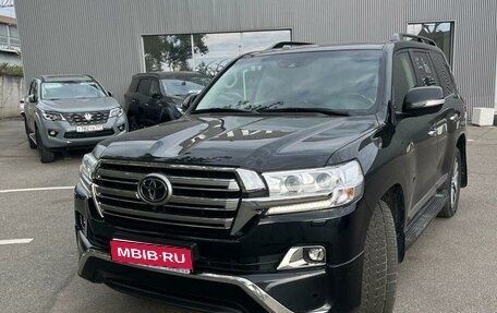 Toyota Land Cruiser 200, 2018 год, 7 791 000 рублей, 1 фотография