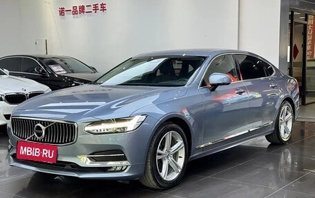 Volvo S90 II рестайлинг, 2021 год, 3 200 000 рублей, 1 фотография