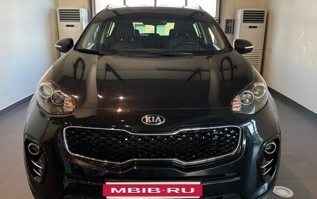 KIA Sportage IV рестайлинг, 2018 год, 2 420 000 рублей, 2 фотография