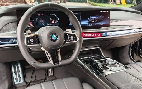 BMW 7 серия, 2023 год, 18 100 000 рублей, 14 фотография