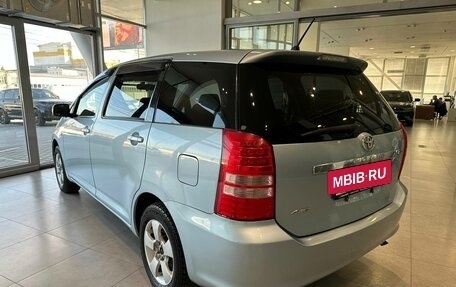 Toyota Wish II, 2003 год, 899 000 рублей, 7 фотография