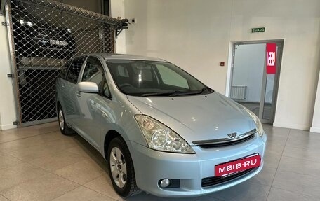 Toyota Wish II, 2003 год, 899 000 рублей, 4 фотография