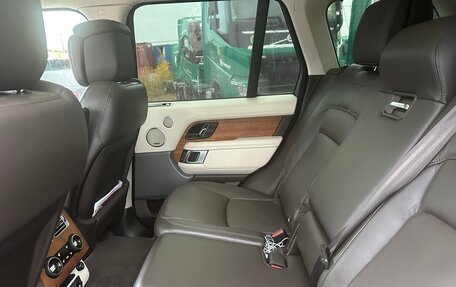 Land Rover Range Rover IV рестайлинг, 2018 год, 7 500 000 рублей, 17 фотография