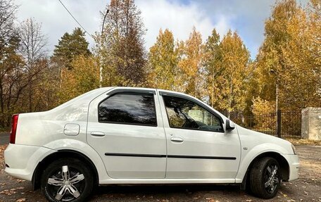 Renault Logan I, 2013 год, 590 000 рублей, 2 фотография