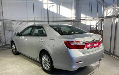 Toyota Camry, 2014 год, 1 899 000 рублей, 7 фотография