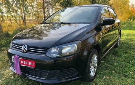 Volkswagen Polo VI (EU Market), 2013 год, 1 000 050 рублей, 1 фотография