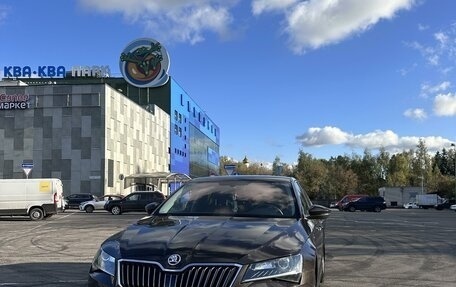 Skoda Superb III рестайлинг, 2016 год, 1 980 000 рублей, 1 фотография