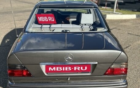 Mercedes-Benz E-Класс, 1995 год, 1 000 000 рублей, 3 фотография