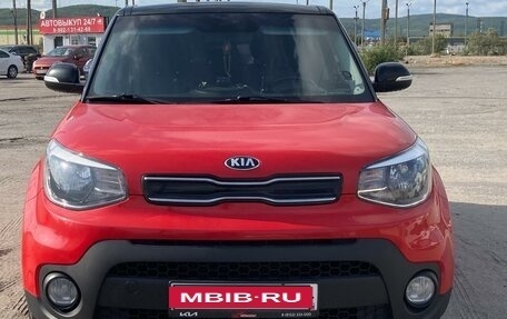 KIA Soul II рестайлинг, 2018 год, 1 800 000 рублей, 8 фотография