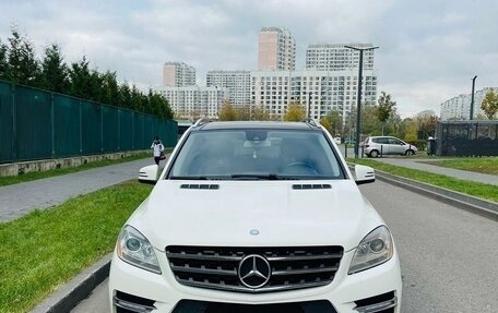 Mercedes-Benz M-Класс, 2011 год, 2 850 000 рублей, 3 фотография