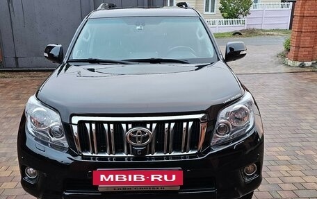 Toyota Land Cruiser Prado 150 рестайлинг 2, 2012 год, 3 150 000 рублей, 6 фотография