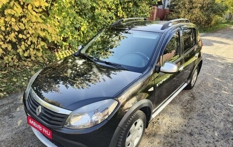 Renault Sandero I, 2012 год, 695 000 рублей, 1 фотография