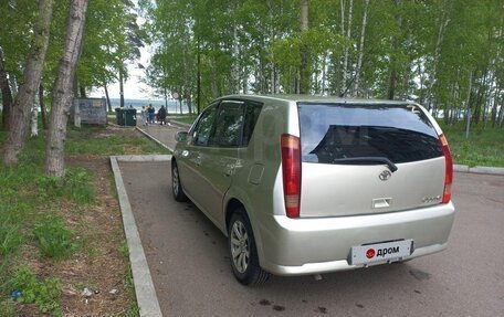 Toyota Opa I рестайлинг, 2001 год, 700 000 рублей, 15 фотография